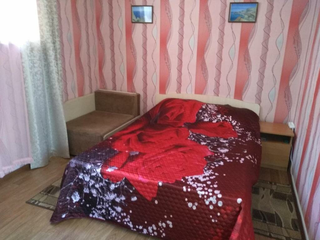 Гостиница Гостевой Дом Ясень Феодосия